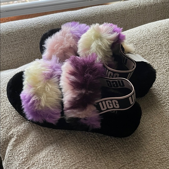 Women's UGG OH YEAH TIE DYE Slippers - Picture 1 of 11